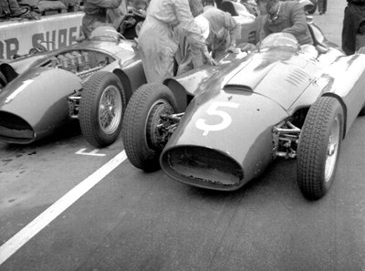 Ferraris Lancia en los boxes, 1956 de Unbekannt Unbekannt
